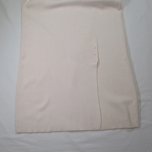 🔥NWT🔥AMORE SLIP ON SLEEVELESS DRESS SIZE MEDIUM - Picture 3 of 7